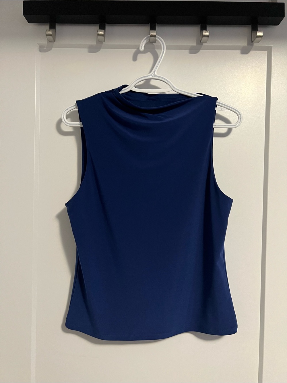 BABATON Fitted Asymmetrical Top